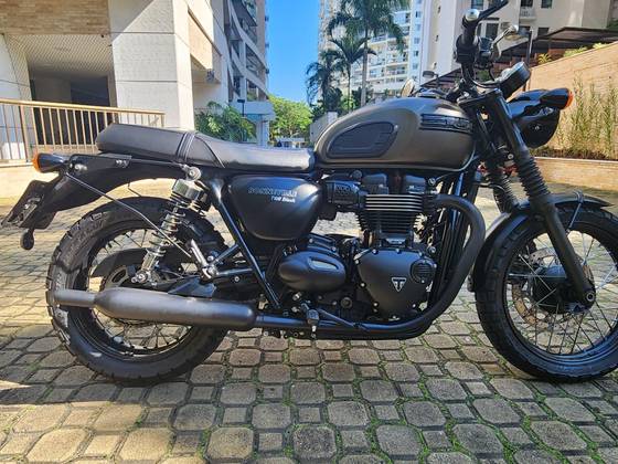 TRIUMPH BONNEVILLE T100 BLACK 900 TRIUMPH BONNEVILLE T100 BLACK 900